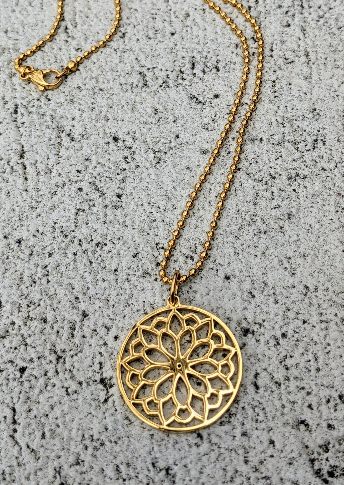 Stainless steel Mandala charm necklace gold